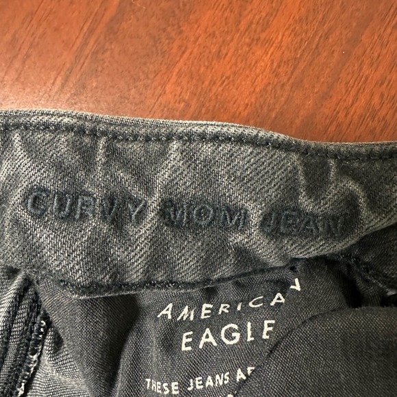 American Eagle Curvy Mom Jeans Women Size 4 Short Black Wash Stretch Streetwear - Picture 5 of 10